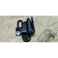 петля двери VW Passat (B7) 2011-2015 3c8833411b