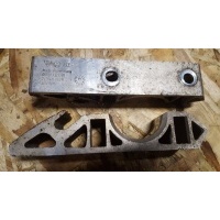 Кронштейн крепления стабилизатора VOLKSWAGEN TOUAREG 7P 2011 7L0411063