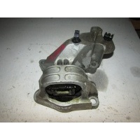 Опора двигателя правая RENAULT Duster 2012> 112101351R