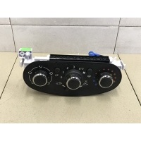 Блок управления отопителем RENAULT Sandero 2014> 275101698R
