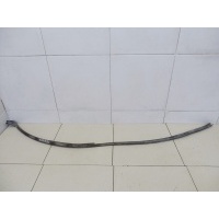 Уплотнитель двери RENAULT Duster 2012> 823880009R