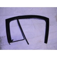 Уплотнитель стекла двери RENAULT Megane II 2002-2009 7701475186