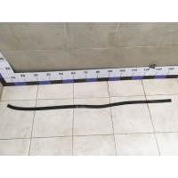 Уплотнитель капота VW Polo (Sed RUS) 2011> 6R0823723B