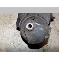 Опора КПП левая HYUNDAI Tucson 2004-2010 218302E000