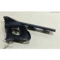Петля (кронштейн) капота Правая Audi A4 B8 (2007-2015) 2008 8K0823302D
