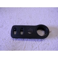 Накладка (кузов внутри) RENAULT Duster 2012> 251630024R