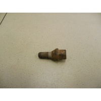 Болт колесный RENAULT Logan 2005-2014 8200473319