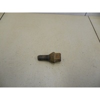 Болт колесный RENAULT Sandero 2009-2014 402226088R