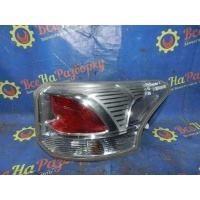 фонарь Mitsubishi Outlander 3 2012 8330A788