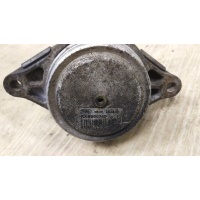 Подушка крепления двигателя правая LAND ROVER RANGE ROVER III (L322) 2008 KKB500740