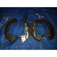 колодки тормозные MAZDA MPV LW5W LCY22638ZB