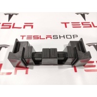 кронштейн Tesla Model X 2017 1059716-00-D