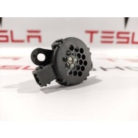 динамик задней правой Tesla Model X 2016 1054113-00-A