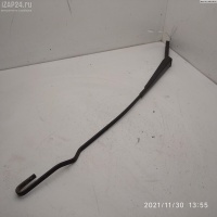 Щеткодержатель (поводок стеклоочистителя) передний R Volkswagen Transporter 4 1996 701955410