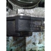 Заслонка дроссельная Volkswagen Golf 4 1999 021133066