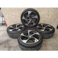 Диск литой комплект Audi Q7 4M 2020 4M0601025CN