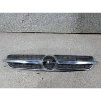 решетка радиатора Opel Vectra C 2004 13103966