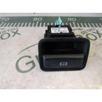 Кнопка ручного тормоза (ручника) Mercedes B W246 2012 A2469050451