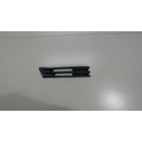 Заглушка (решетка) бампера правая Mercedes-Benz C-Class W202 1993-2000 1999 2028850226