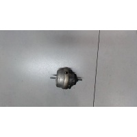 Подушка крепления двигателя правая Volkswagen Passat 5 1996-2000 1999 8D0199382L