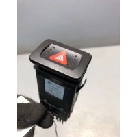 Кнопка аварийной сигнализации Volkswagen Golf 4 1998 1J0953235F