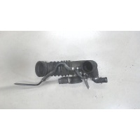 Патрубок охлаждения Volkswagen Passat 5 1996-2000 2002 058133356J