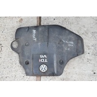 Декоративная крышка двигателя Volkswagen Passat B5 1999 059103925