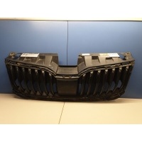 Решетка радиатора Skoda Octavia A7 2013-2020 5E0853653A9B9