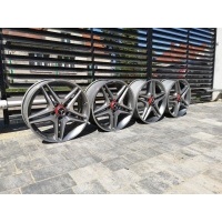 оригинальные алюминиевые колёсные диски мерседес 18 amg комплект 4 штук