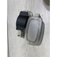Лампочка салона a0028202101 мерседес w212 e350