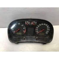 Щиток приборов (приборная панель) Volkswagen Bora 2001 1J0920805B