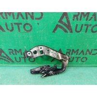 петля капота Mercedes A-Class W177 2018-нв a1778801100