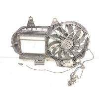 Вентилятор радиатора Audi A4 B6 2004 8E0121205AA