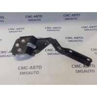 Петля капота Volkswagen Touareg NF 7P6823301