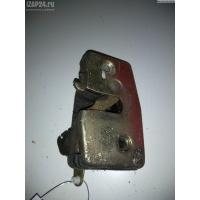 Замок двери Правая Volkswagen Transporter 4 1994 701843604A
