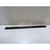 Накладка стекла заднего правого Nissan Pathfinder (R51) (2005 - 2014) 82834EB300
