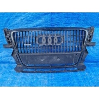 audi q5 8r0853651 решетка радиатора