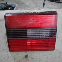 Фонарь крышки багажника левый Volkswagen Passat B4 1995 3a9945107b