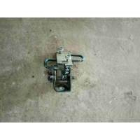 Петля двери Volkswagen Passat B5 2000 3b4833412b