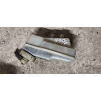 Бачок тормозной жидкости Volkswagen Transporter T4 1995 701611303b