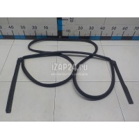 Уплотнитель двери Nissan X-Trail (T32) 2014 828304CB0A