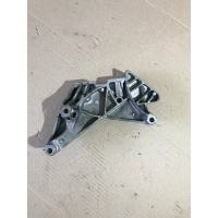Кронштейн двигателя Volkswagen Passat B6 2009, 2005, 2006, 2007, 2008, 2009, 2010 06J199207K