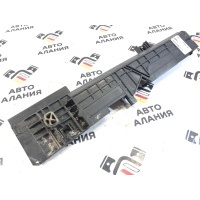 Кронштейн радиатора BMW 1-Series F20 2011, 2010, 2012, 2013, 2014, 2015, 2016, 2017, 2018, 2019 17117600536