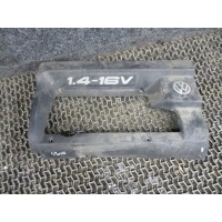Декоративная крышка двигателя Volkswagen Golf 1998 036103925c