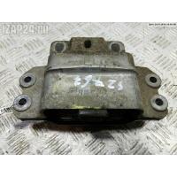 Подушка крепления двигателя L Audi A3 8P (2003-2012) 2004 1K0199555M