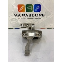 подушка двигателя Skoda Octavia (A7) 5E 2016 5Q0199262BE