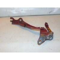 Петля капота правая Mazda 3 1 BK 2003-2009 B32H52410A