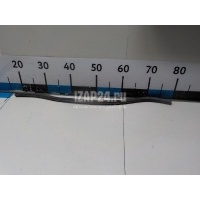 Уплотнитель капота Honda CR-V (2007 - 2012) 74148SWAA00