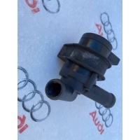 насос антифриза дополнительный Audi S8 D3 2006 4E0965559D