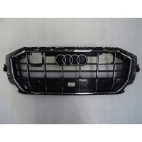 Audi q8 решетка радиатора 4m8853651d